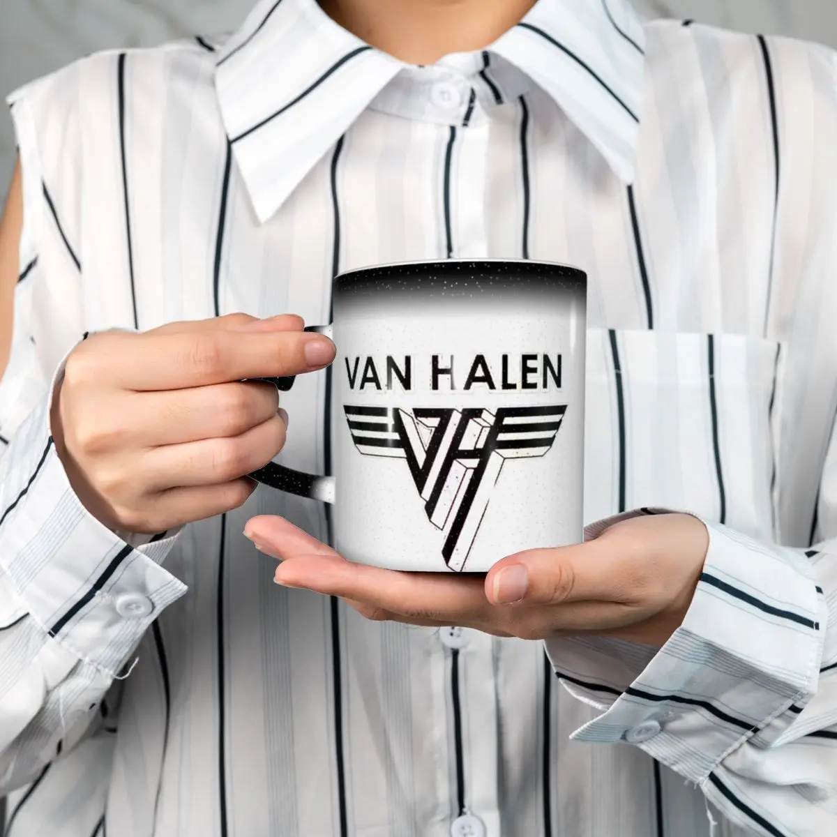Coffee Tea Van - Caneca com Logo Van Halen 5150,